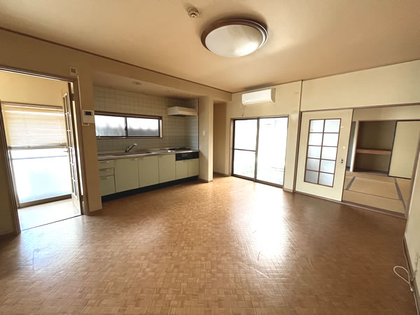 detached 氷見市伊勢大町